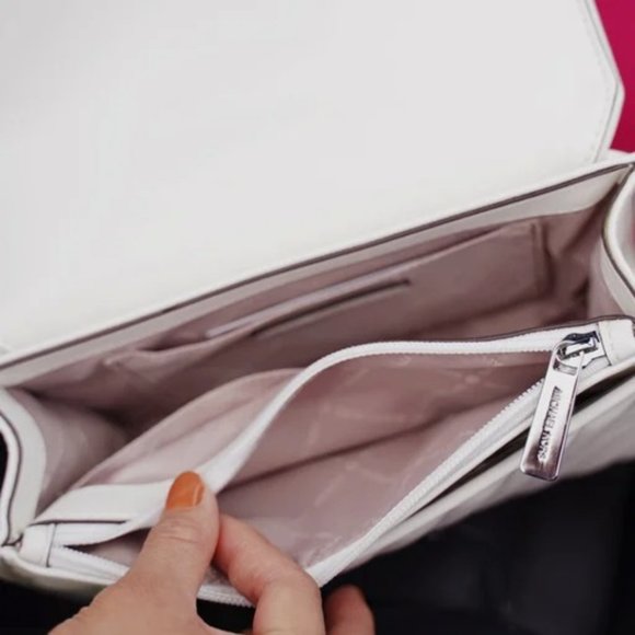 Michael Kors NEW! Rose Medium Quilted Flap Shoulder Handbag w/Tags - Picture 7 of 13